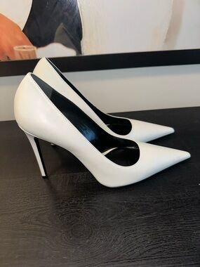 Retrofete White Pointed Toe High Heel Pumps - Women's Fashion Shoe